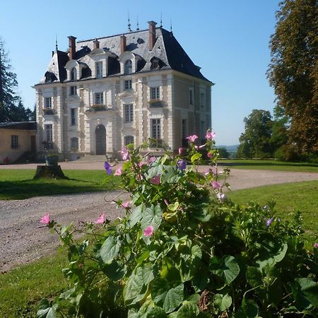 Albergue Domaine De Chaligny Saint-Hilaire-en-Morvan Exterior foto